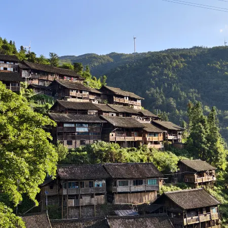 Yuncun Denglu Country House