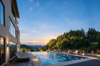 Lichuan Canyon Yinlu Homestay - Pools