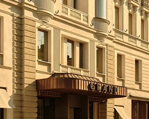 Grand Hotel Hotels near Manhattan Gallery