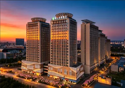 Moshang Qingya | Lingkong LOFT·Chinese Aesthetics·All-Suite Design Hotel Hotels in New Luosiwan area