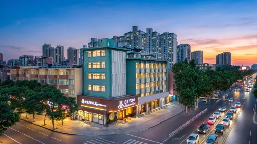Magnotel Hotel (Xinxiang DL Pang Donglai · Dapang Store)