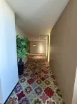 Tangla Town Holiday Hotel