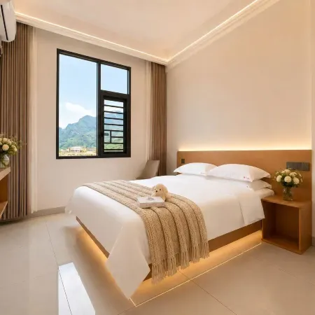 Long Summer Guesthouse