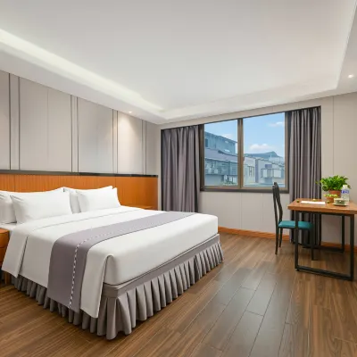Pinsheng Zhixuan Hotel (Lengshuijiang Commercial Pedestrian Street) Hotels near Boyue Cave