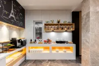 Magnotel Hotel (Weihai Weigao Plaza Xingfumen) - เปิดใหม่