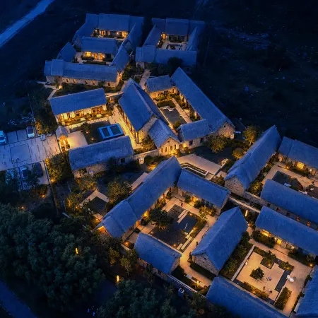 Weihai Rongcheng Seagrass House Wild Luxury Art Manor