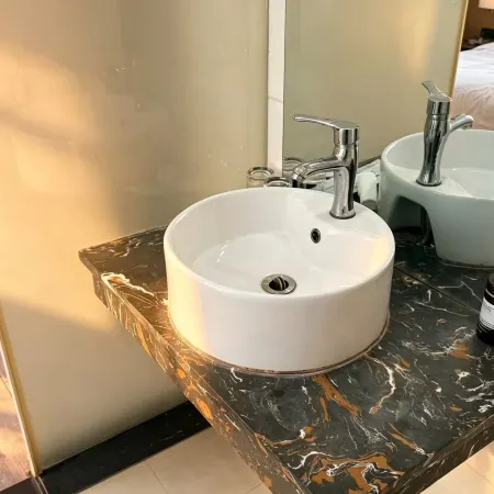 Tongshan Lidu Hotel