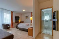 Stuttgart Großbettlingen Hotel by Belvilla - ที่มีที่จอดรถ