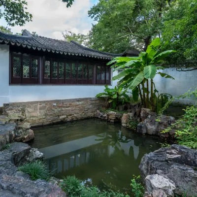 Zhuoyue Lanting Hotel (Suzhou Guanqian Street Humble Administrator's Garden) Hotels near Lion Forest Garden