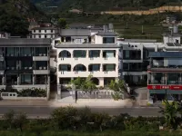 Cloud Shore · Watcher Villa Seaview Holiday Homestay (Erhai Shuanglang Branch) - 애견동반