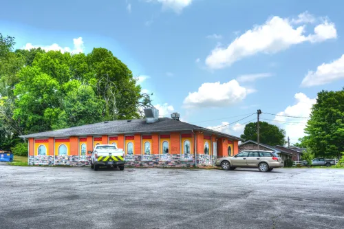 Volunteer Inn at Church Hill - Motels