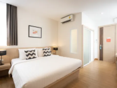 Sumittaya Chiangmai Hotel Hotels near Old City