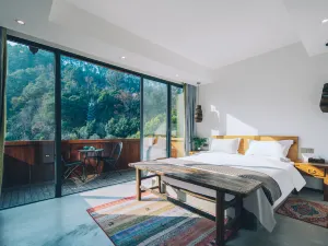 Feihua Inn