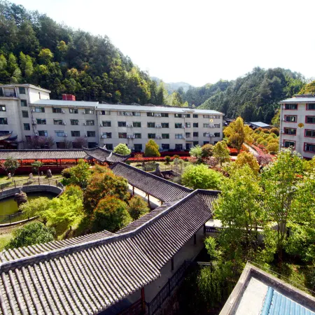 Tianlongshan Hotel