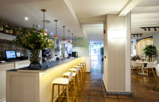 花兒布蘭卡觀光飯店