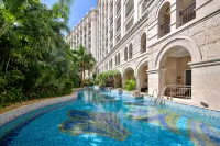 Crowne Plaza Resort Sanya Bay Hotels in Sanya