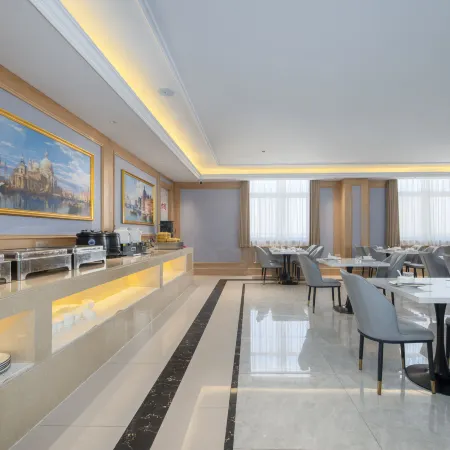 Vienna Hotel (Minquan  Railway Station)