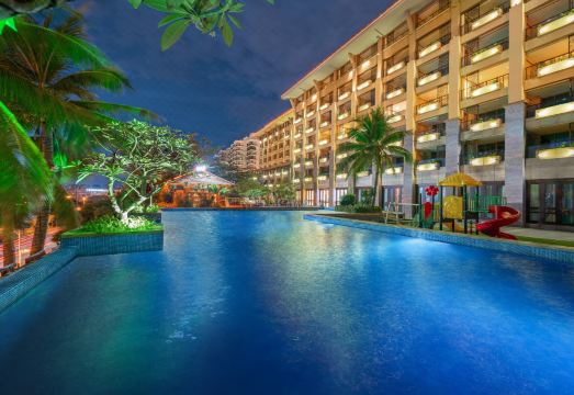 포시즌 오션 코트야드 호텔 수영장