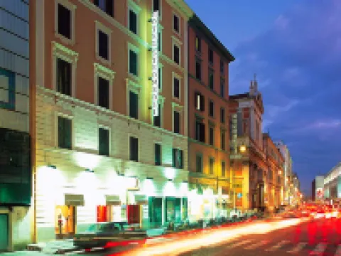 ホテル ストロンボリ ローマのホテル