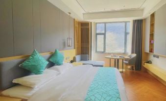 Waka Love Dance Hotel