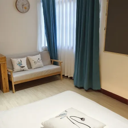 Jishou Delu Aya Inn