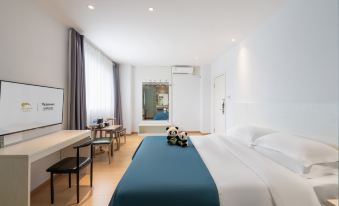 Teme Keywell Hotel (metro station store of Southwest Jiaotong University)