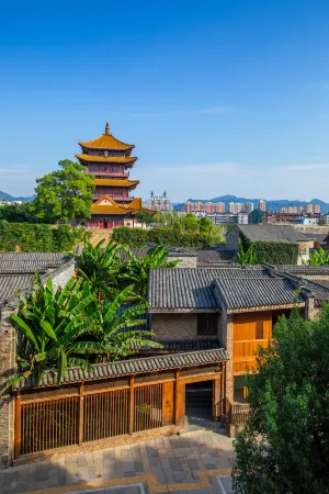 TOP-OUT Inn Отели в г. Цзиндечжэнь