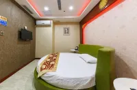 Jiafu Inn (Zhengzhou Railway Station Erqi Square)