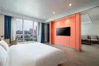 Yue Lizun Hotel (Tianjin Jinghai No.1 Middle School Diwei Road) Hotel dekat Tianjin Sports Center