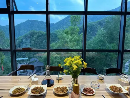 Yulin Qingshan Residence