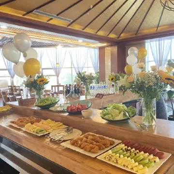 Hongshanhu Hot Spring Hotel