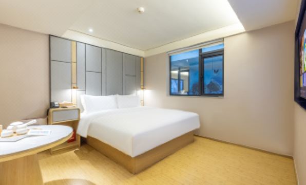 JI Hotel (Xi'an Bell Tower Huimin Street)