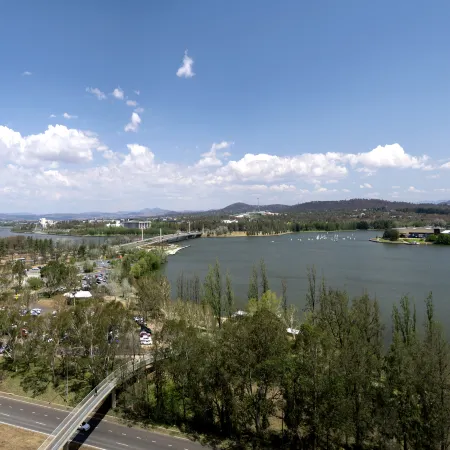 Peppers Gallery Hotel Canberra