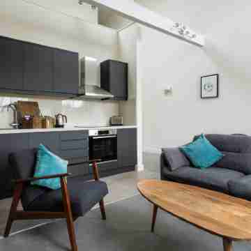 Viridian Apartments in Queen's Park Serviced Apartments Rooms