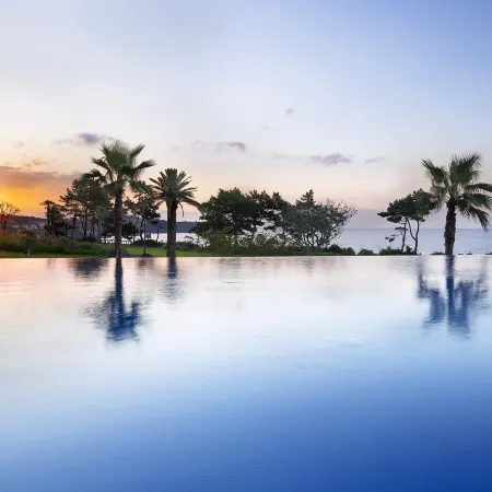 Parnas Hotel Jeju