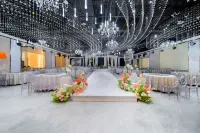 Luoyang Jincheng Hotel (Qinling Road Subway Station Store)