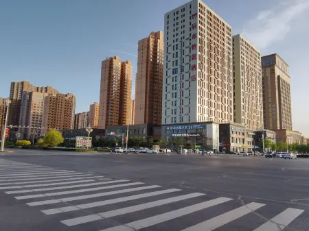 Chenyi Yijing Hotel (Yulin Railway Station Wenhua Road Branch) Отели рядом с достопримечательностью «Yulin Vocational and Technical College»