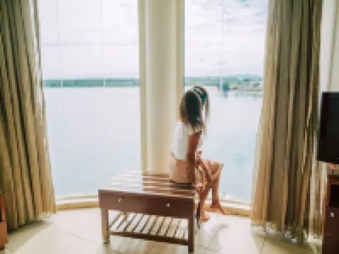 Grand Hotel & Casino โรงแรมในพอร์ตวิลา