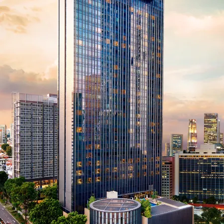 Carlton City Hotel Singapore Отели рядом с достопримечательностью «Центр UOB-SGX»