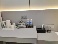 Garden Business Hotel - parking