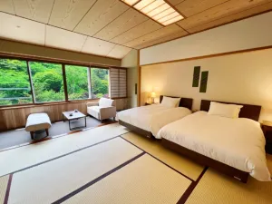 Yuze Hotel