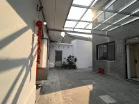 The little yard under the river