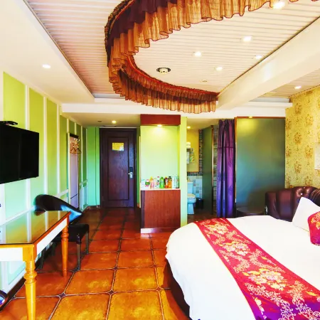 Aiju chain hotel (Gaizhou Qinghe street)