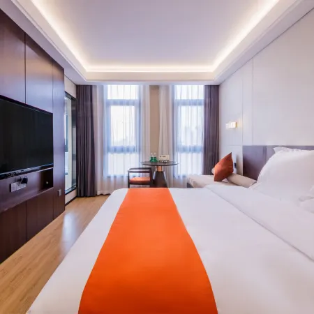 Luxiaolu PLUS Hotel (Xinxiang University Town)