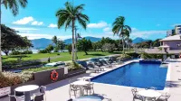 Cairns Harbourside Hotel - Bãi biển