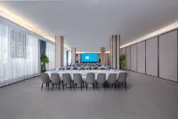 Interstellar Aerospace Hotel (Xichang Moon Lake Park ) - 4-Star