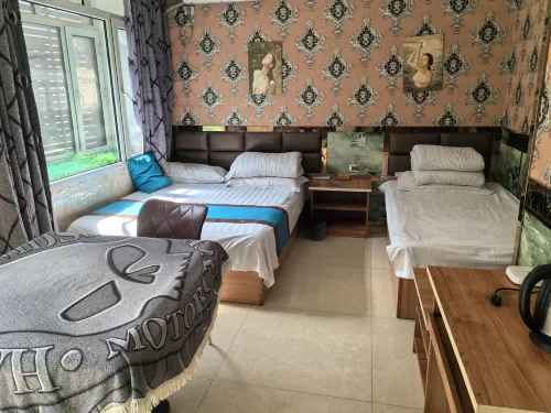 Jinpeng Express Hotel (Qinggang Yizhong Branch) - parcheggio