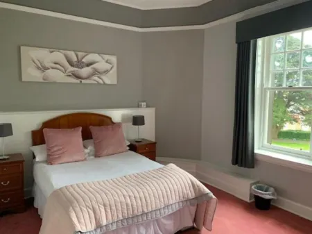 OYO Dunmar House Hotel Отели в г. Тилликолтри