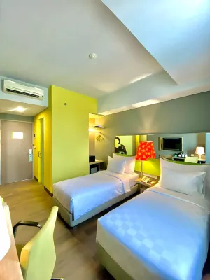 Khas Gresik Hotels near GKB Convex