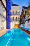 Xishuangbanna Tianmeishu Light Luxury Hotel - Hot Springs